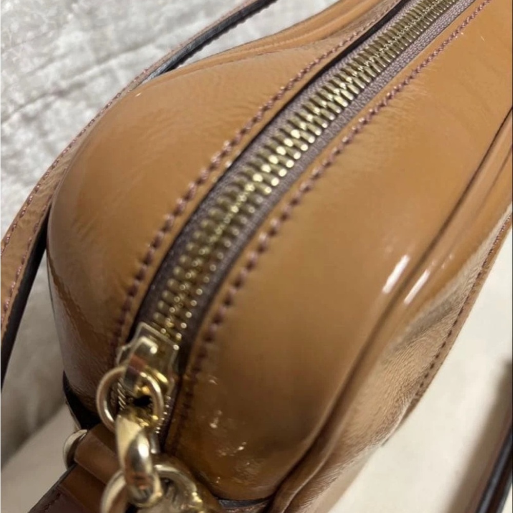 Gucci Brown Leather Crossbody Bag with Tassel - Picture 3 of 8